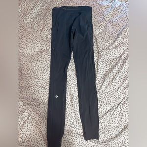 Lululemon navy wunder under 28 leggings size 4